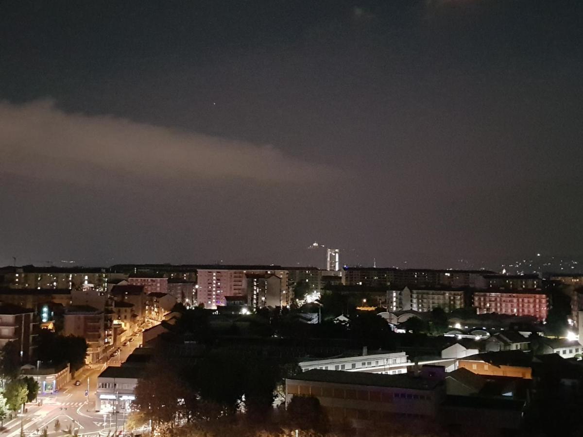 Lucrece Holiday Apartment Turin Exteriör bild