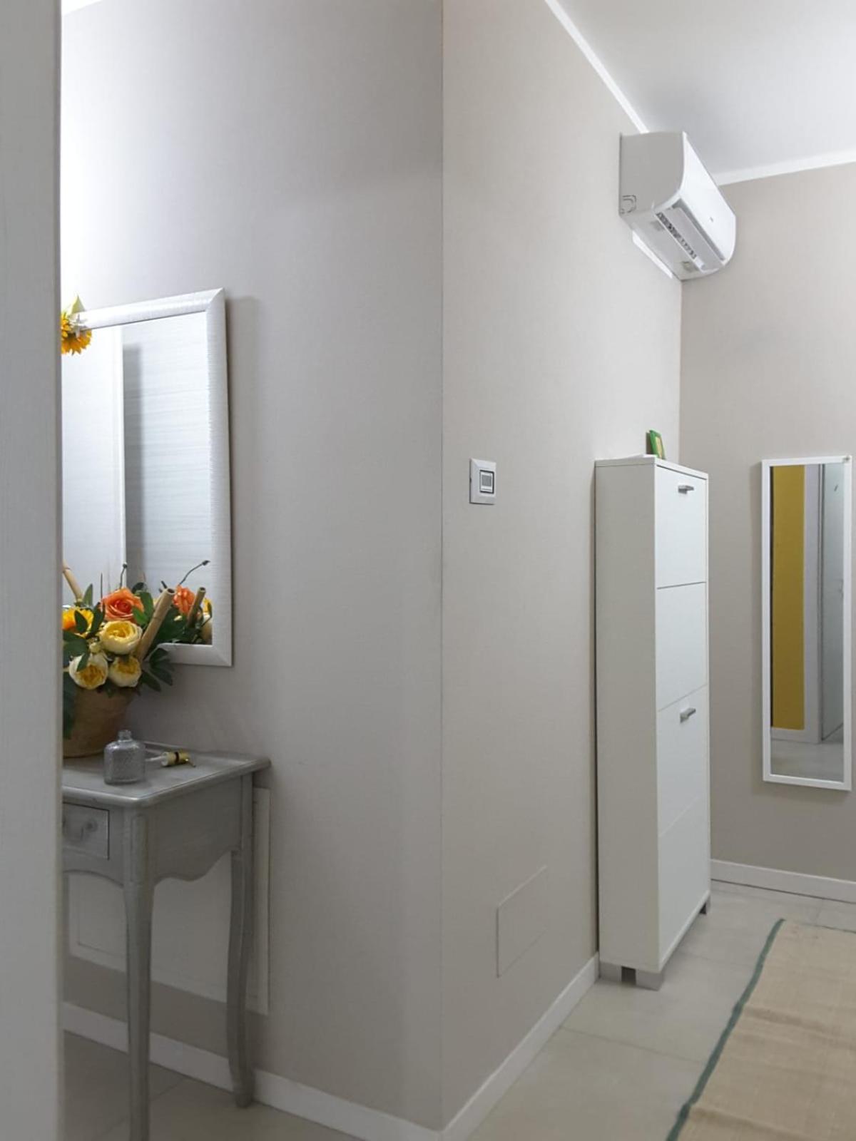 Lucrece Holiday Apartment Turin Exteriör bild